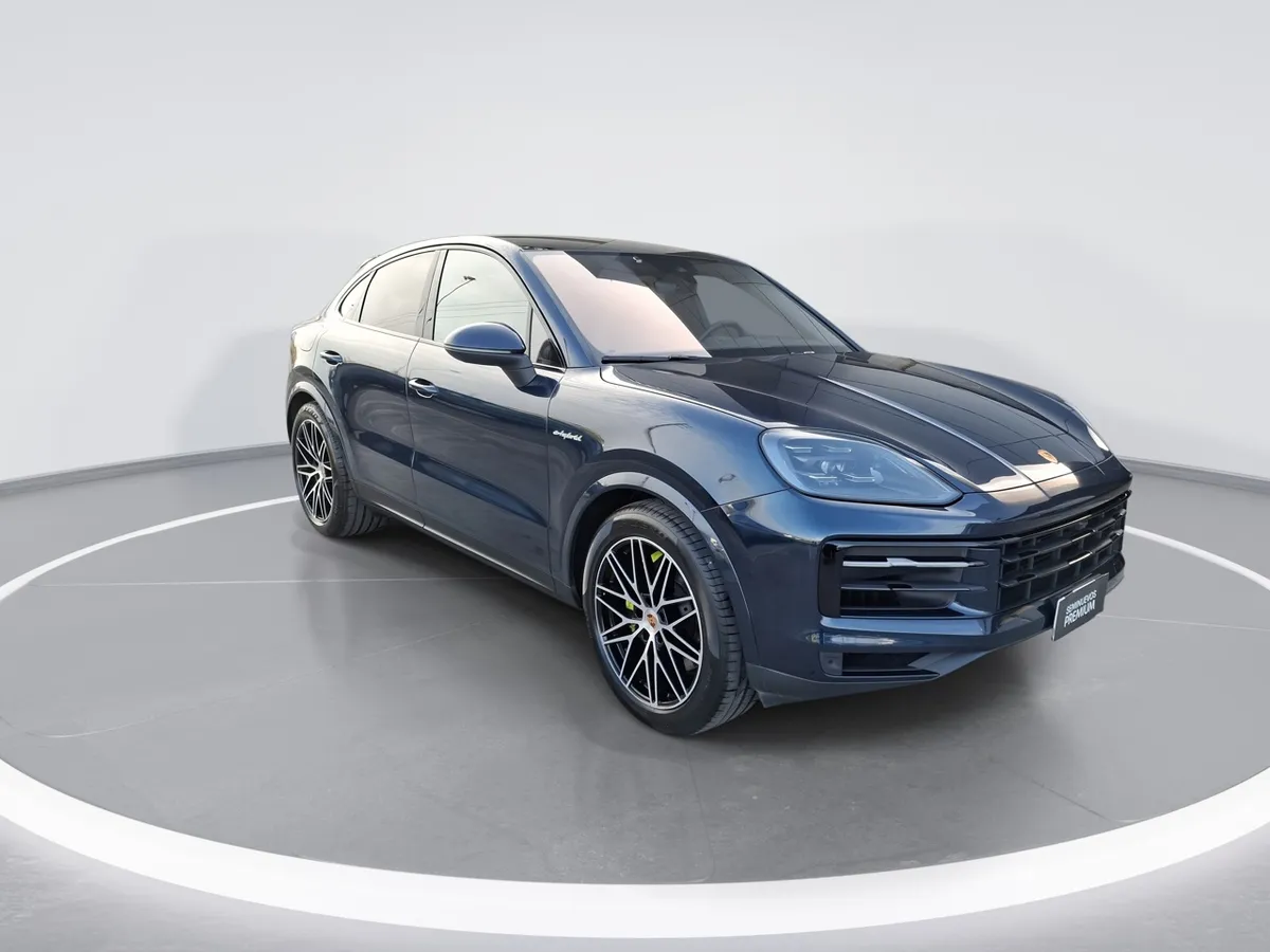 Porsche Cayenne 3.0 E-Hybrid Coupe 4x4 At 5p año 2025