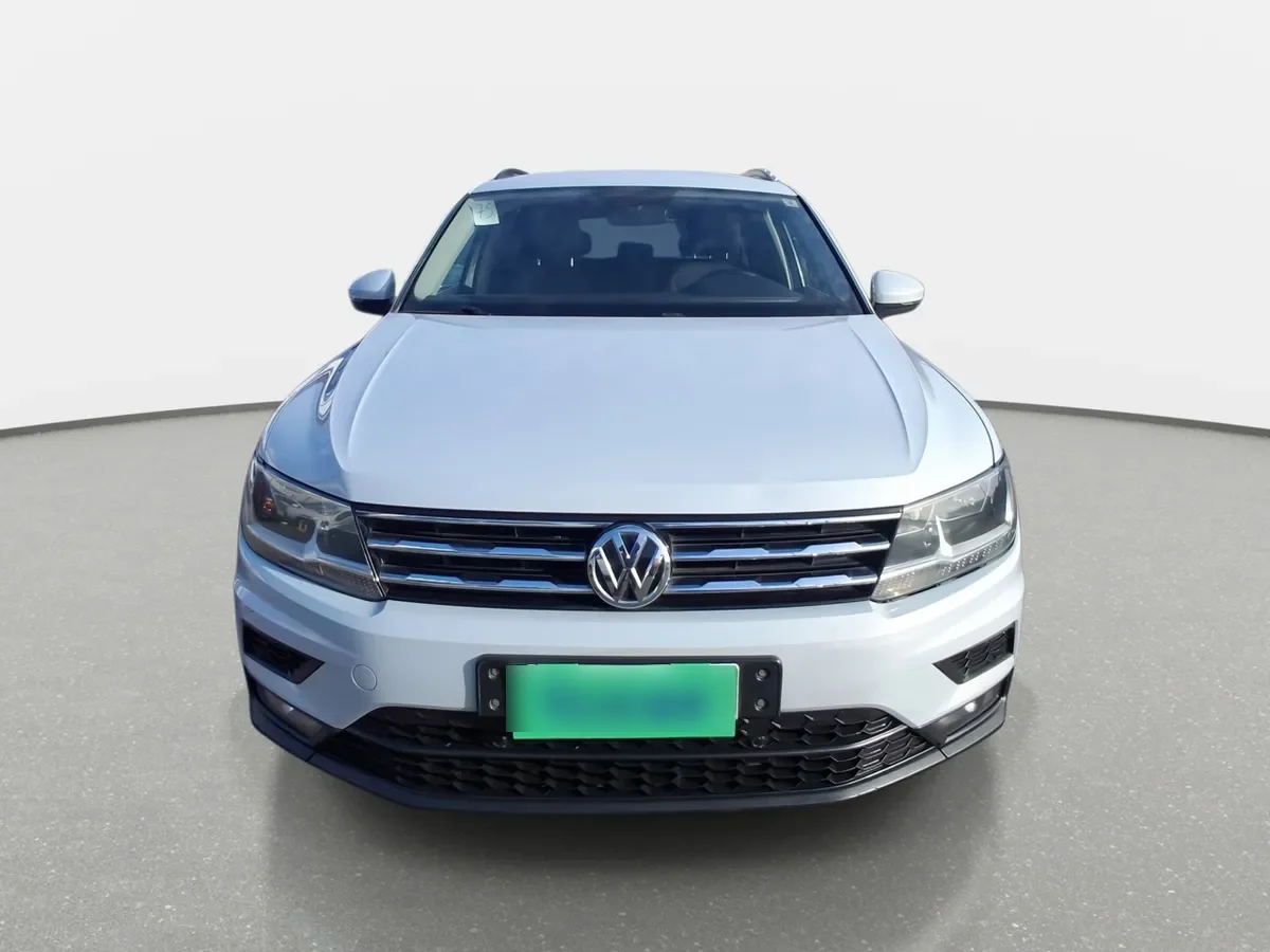 Volkswagen Tiguan 1.4 Tsi Comfortline 4x2 At 5p año 2018