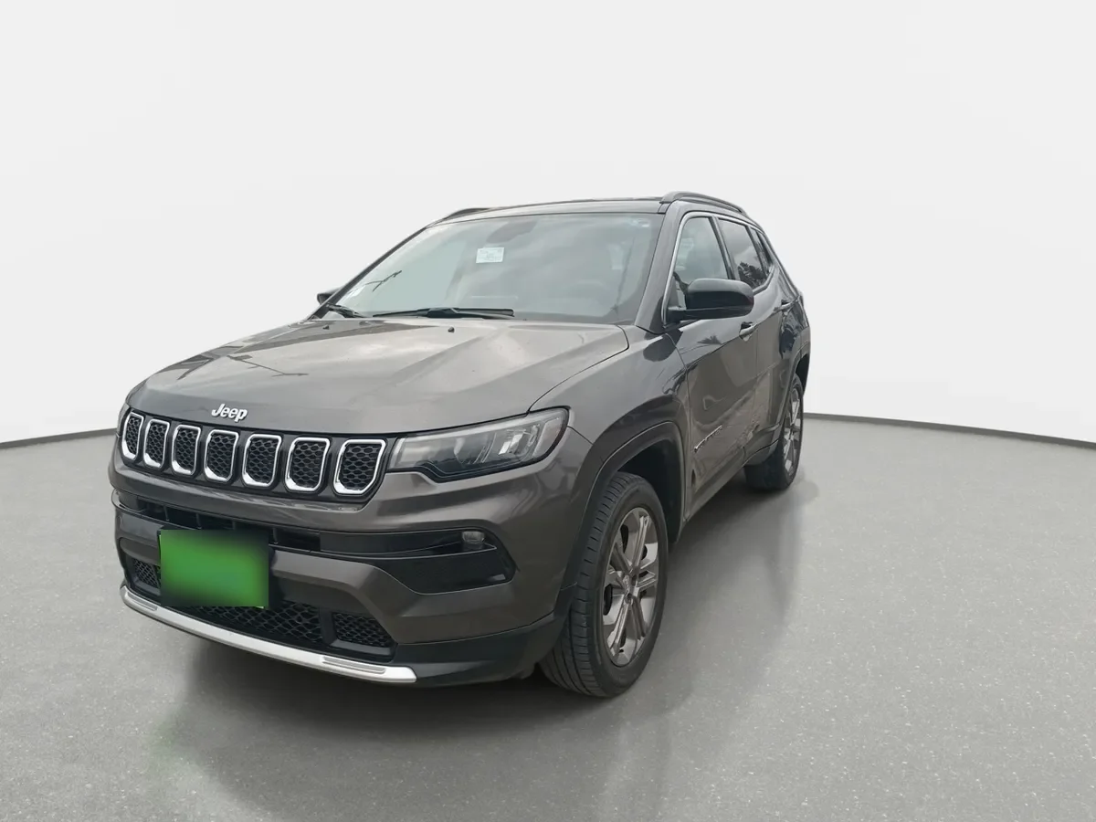 Jeep Compass 1.3 Longitude 4x2 At 5p año 2024