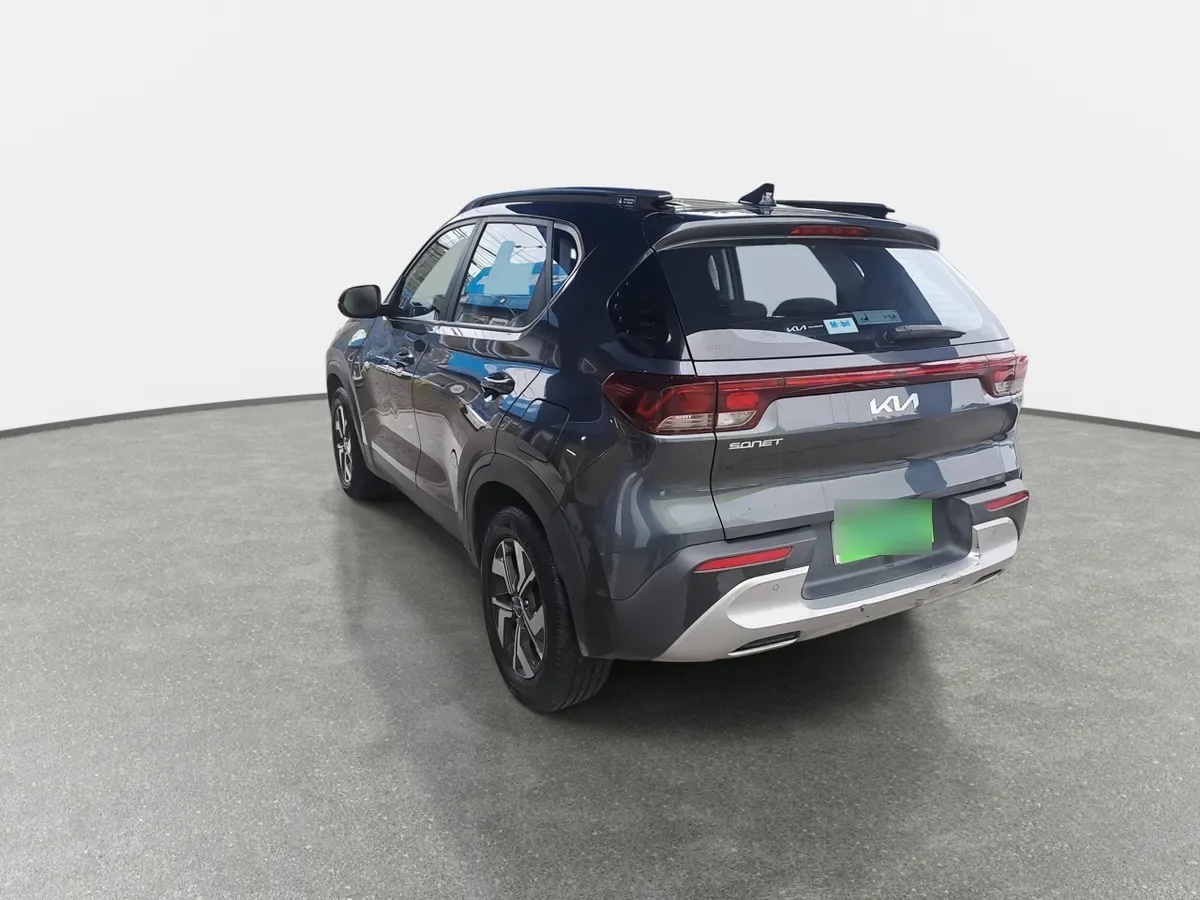 Kia Sonet 1.5 Ex Full 4x2 6mt 5p año 2023