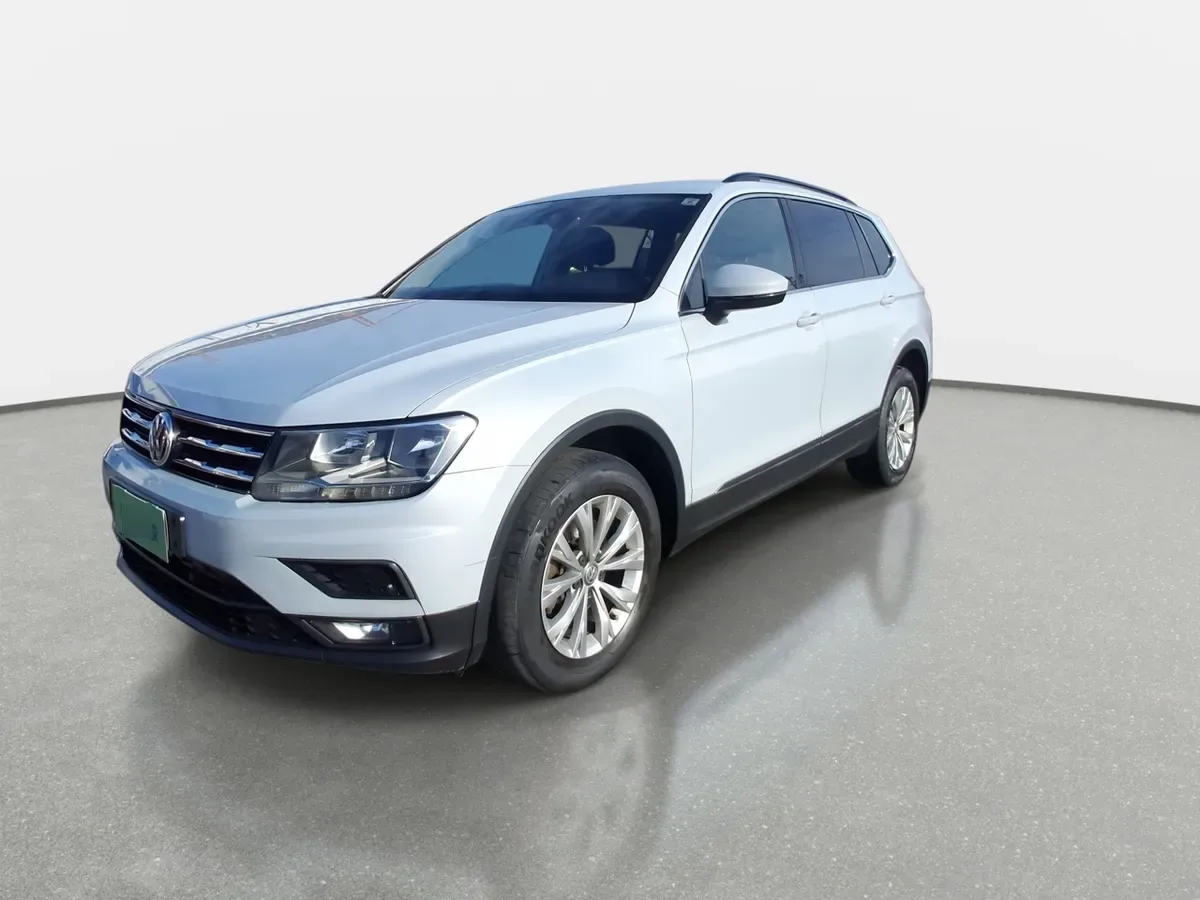 Volkswagen Tiguan 1.4 Tsi Comfortline 4x2 At 5p año 2018