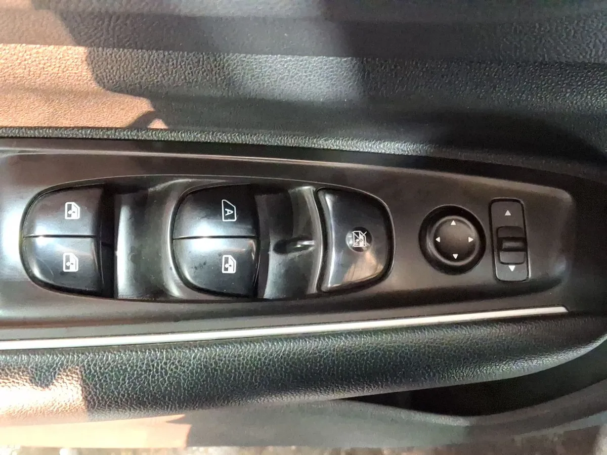 Renault Koleos New 2.5 Zen 2wd At 5p año 2021