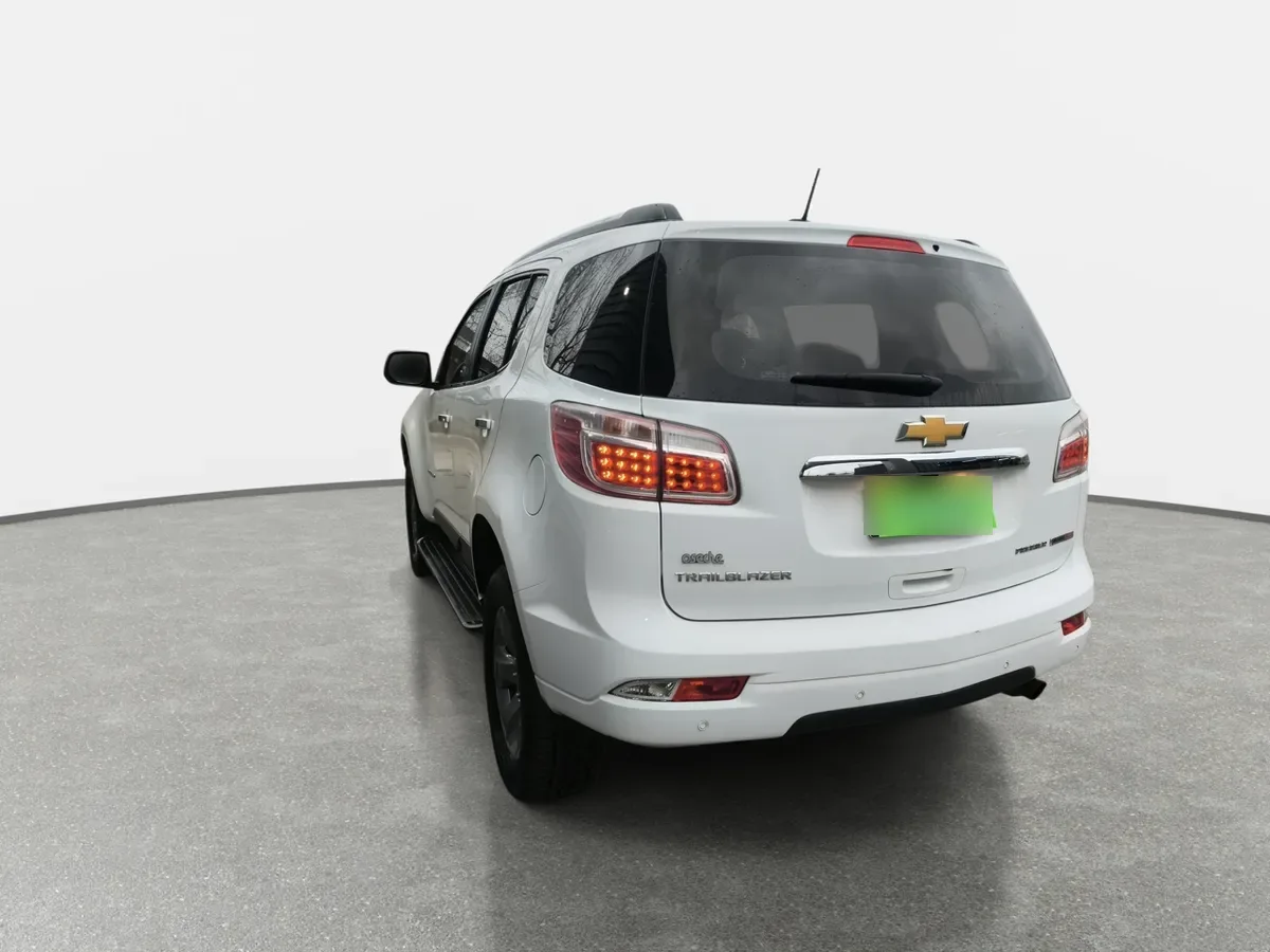 Chevrolet Trail Blazer 2.8 Ctdi Premier 4x4 At 5p año 2023