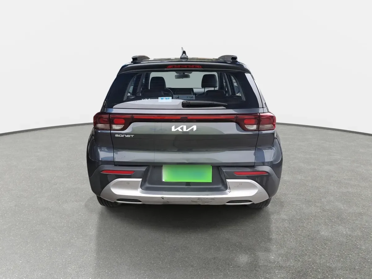 Kia Sonet 1.5 Ex Full 4x2 6mt 5p año 2023