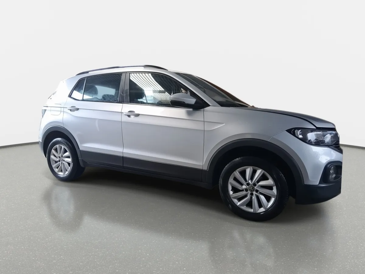 Volkswagen T-Cross 1.0 Tsi Trendline 4x2 5mt 5p año 2024