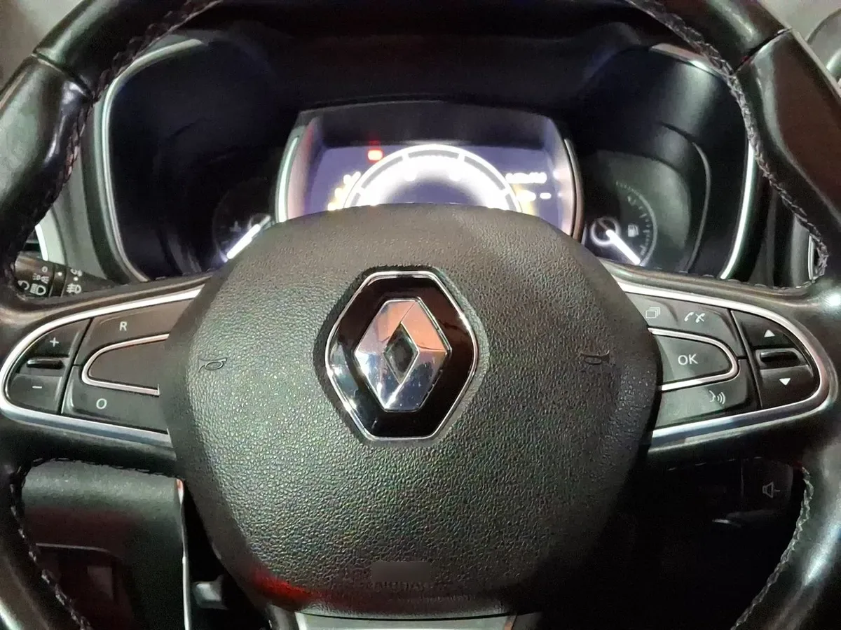 Renault Koleos New 2.5 Zen 2wd At 5p año 2021