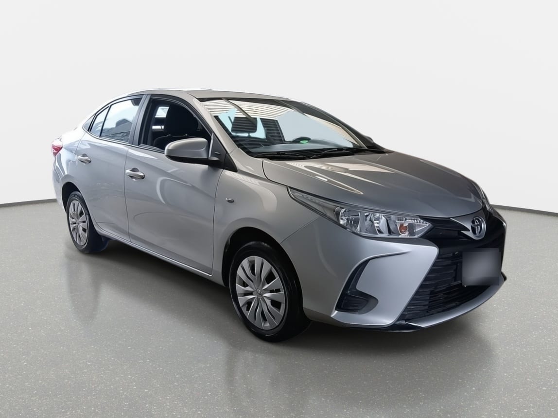 Toyota Yaris 1.5 Gli E 4x2 Mt 4p año 2022