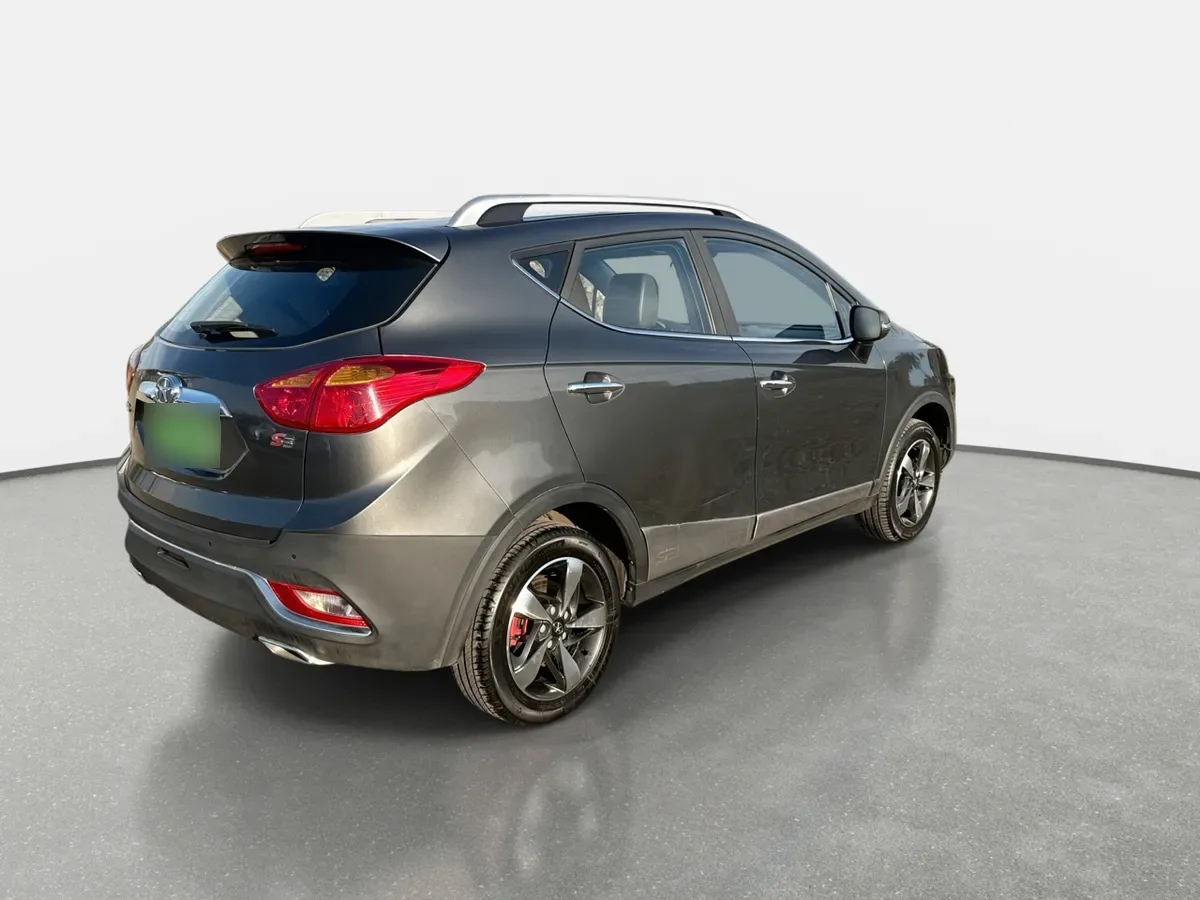 JAC S3 1.6 Luxury 4x2 Mt 5p año 2018