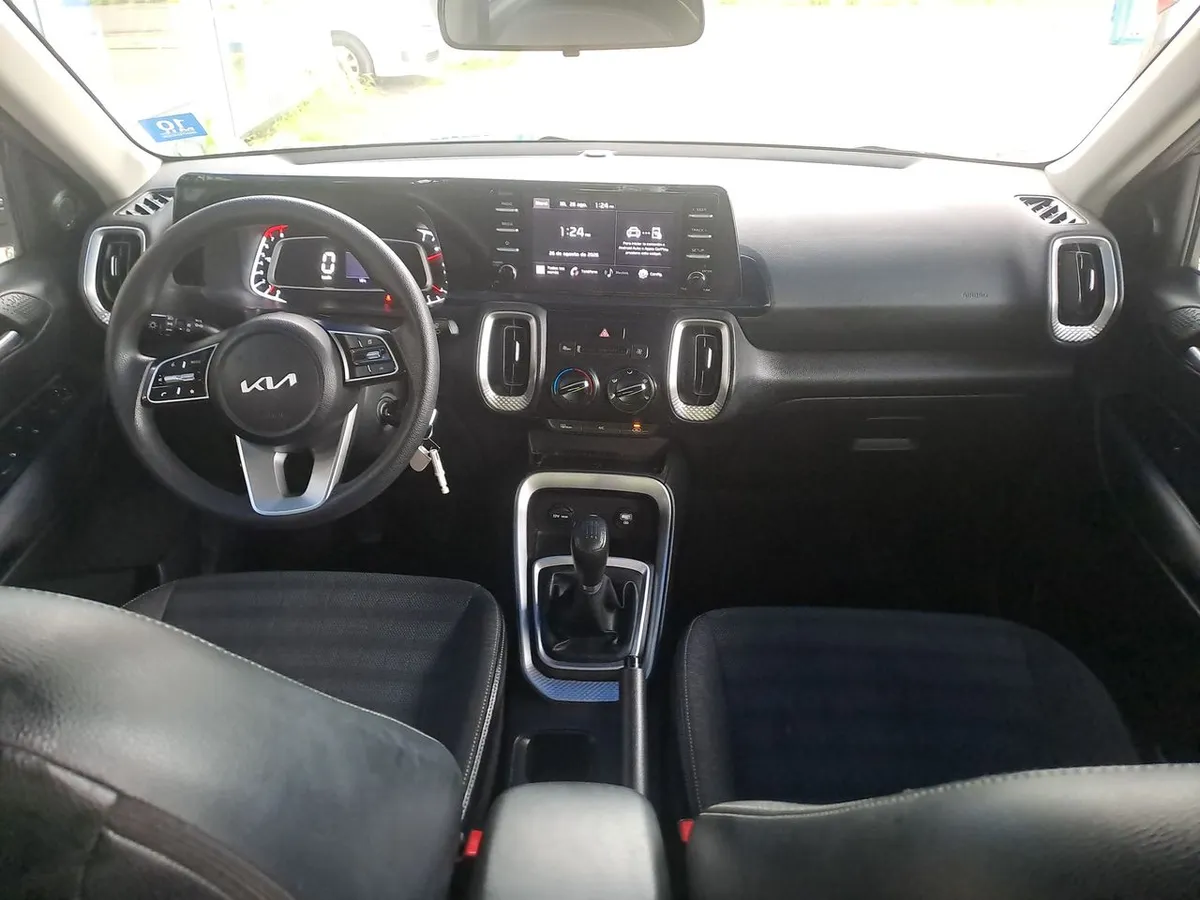 Kia Sonet 1.5 Ex Full 4x2 6mt 5p año 2023