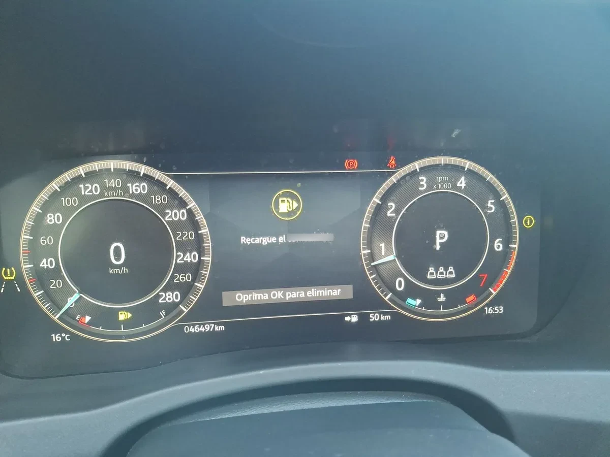 Jaguar Xe 2.0 R Dynamic 4x2 At año 2025