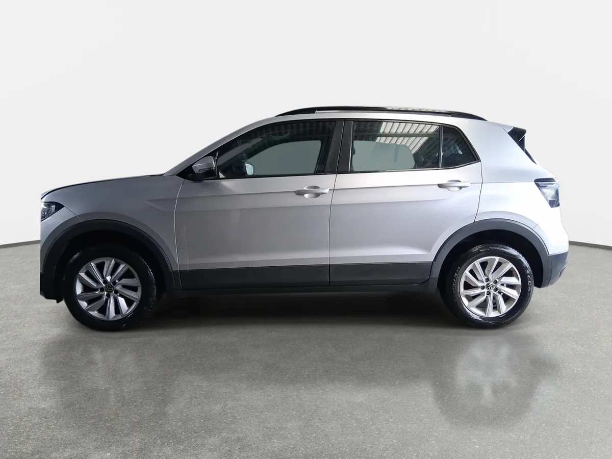 Volkswagen T-Cross 1.0 Tsi Trendline 4x2 5mt 5p año 2024