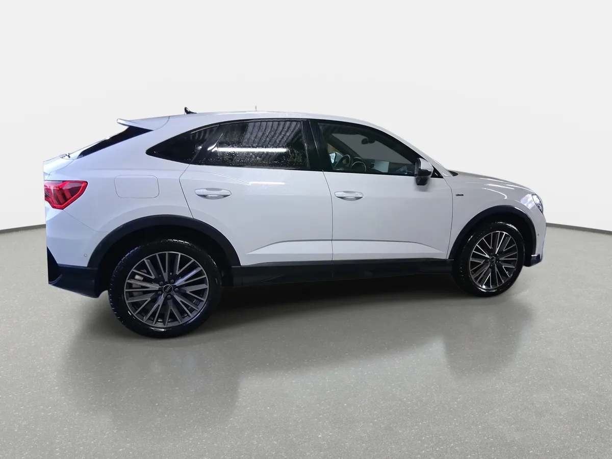 Audi Q3 1.5 35 Tfsi S-Line Sportback 4x2 S-Tronic At 5p año 2026