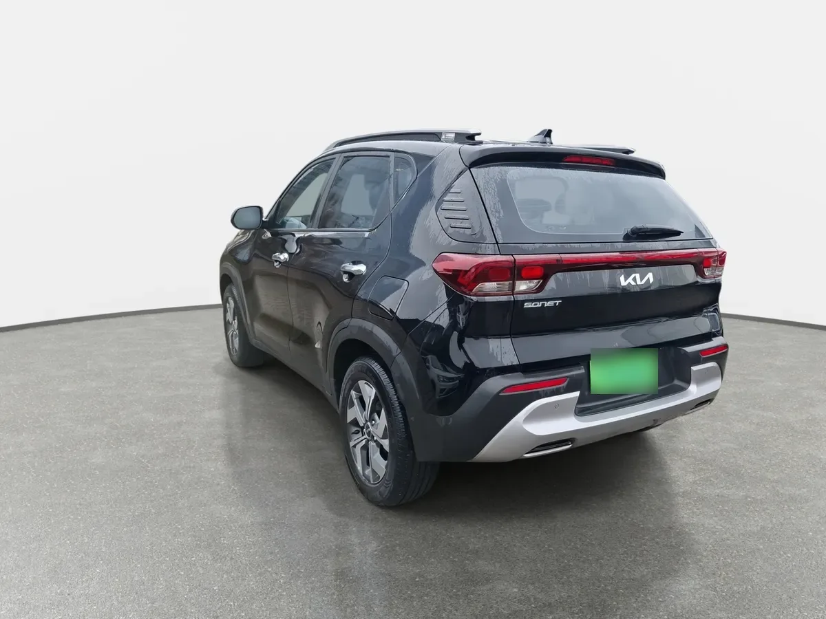 Kia Sonet 1.5 Ex Full 4x2 Ri 6mt 5p año 2024