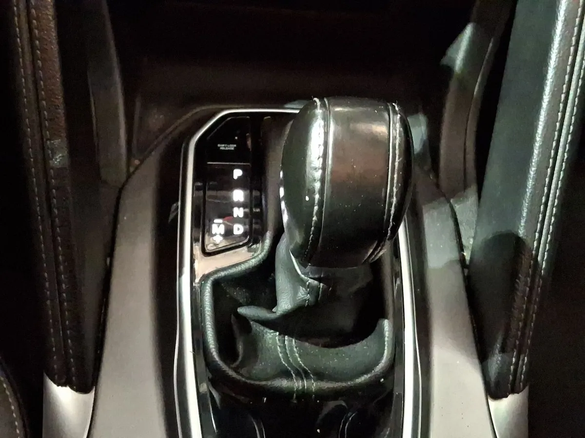 Renault Koleos New 2.5 Zen 2wd At 5p año 2021