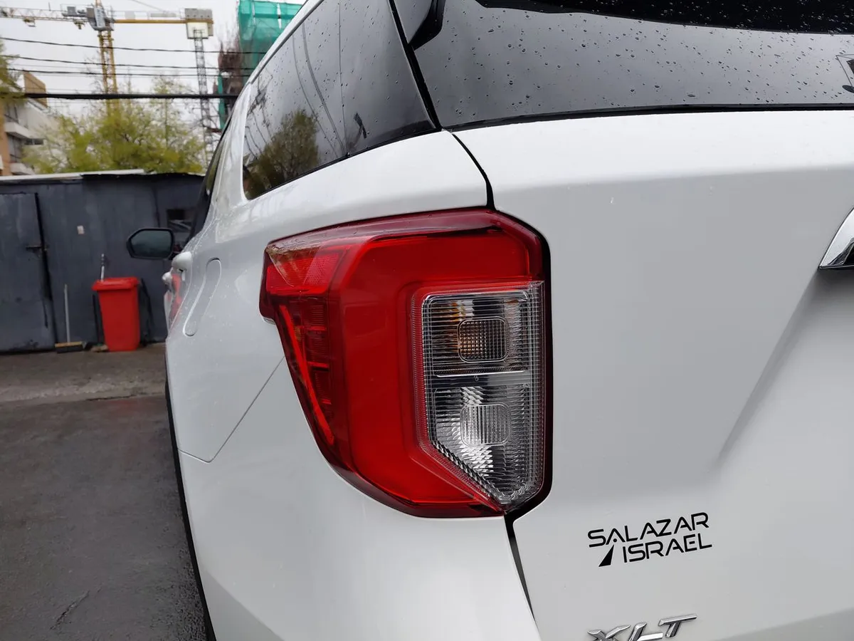 Ford Explorer 2.3 Ecoboost Xlt 4x4 At 5p año 2024