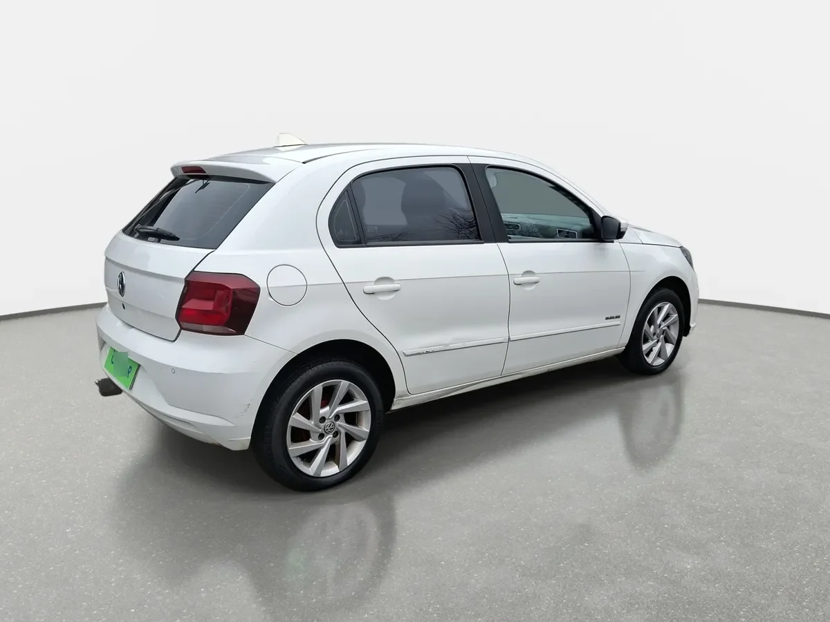 Volkswagen Gol 1.6 Highline 4x2 Mt 5p año 2021