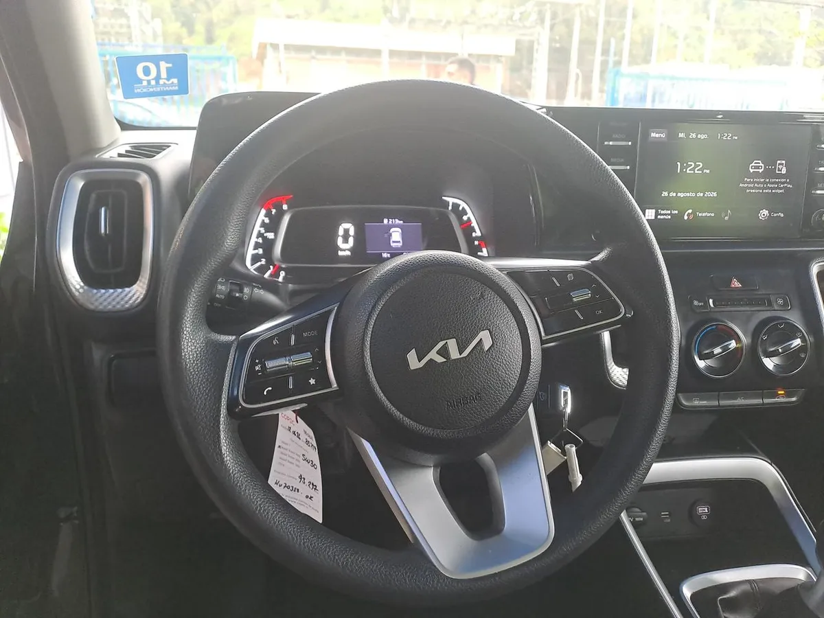Kia Sonet 1.5 Ex Full 4x2 6mt 5p año 2023