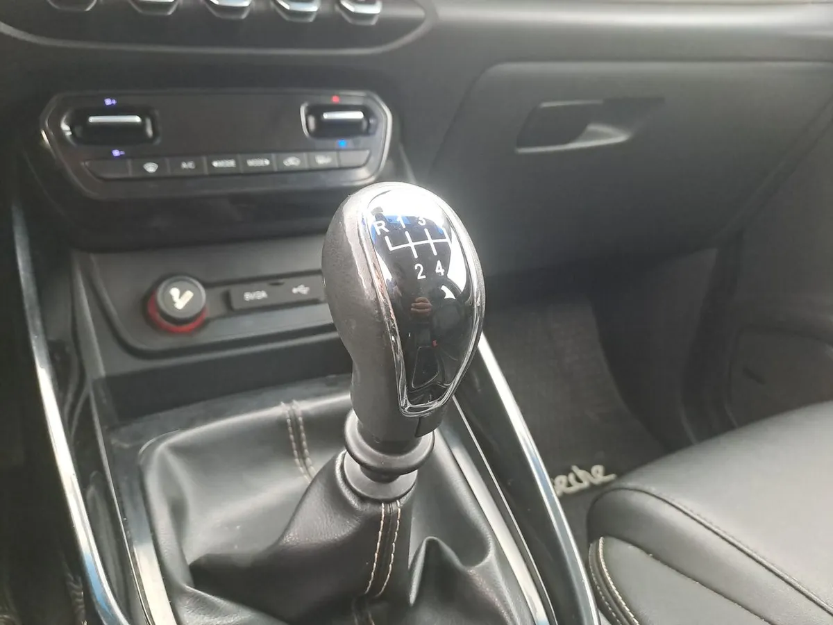 Chevrolet Captiva 1.5t Ltz Fwd Mt 5p año 2022