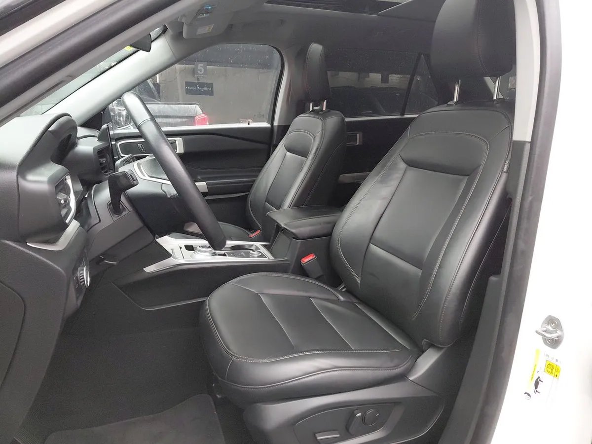 Ford Explorer 2.3 Ecoboost Xlt 4x4 At 5p año 2024