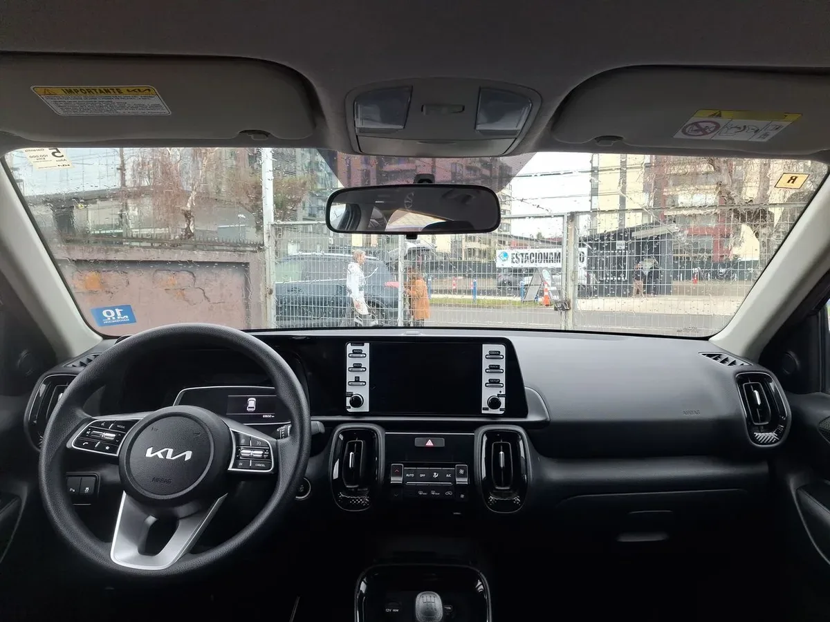 Kia Sonet 1.5 Ex Full 4x2 Ri 6mt 5p año 2024