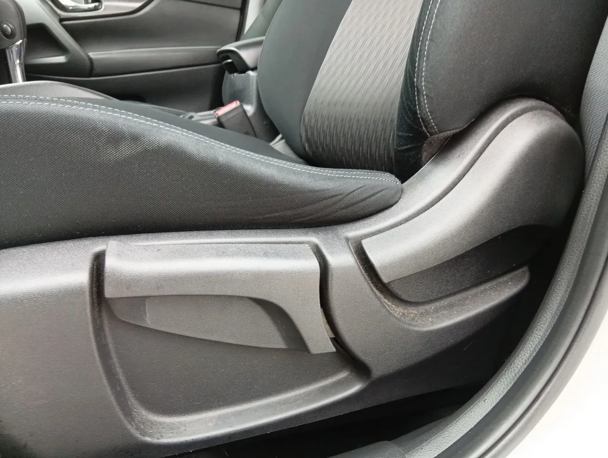 Nissan X-Trail 2.5 Sense 4x2 3row Cvt At 5p año 2021