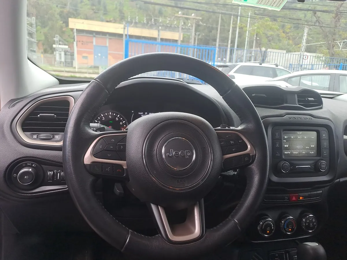 Jeep Renegade 1.8 Sport Lx 4x2 At 5p año 2018