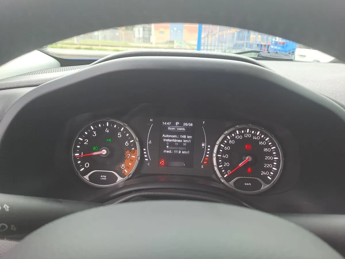 Jeep Renegade 1.8 Sport Lx 4x2 At 5p año 2018