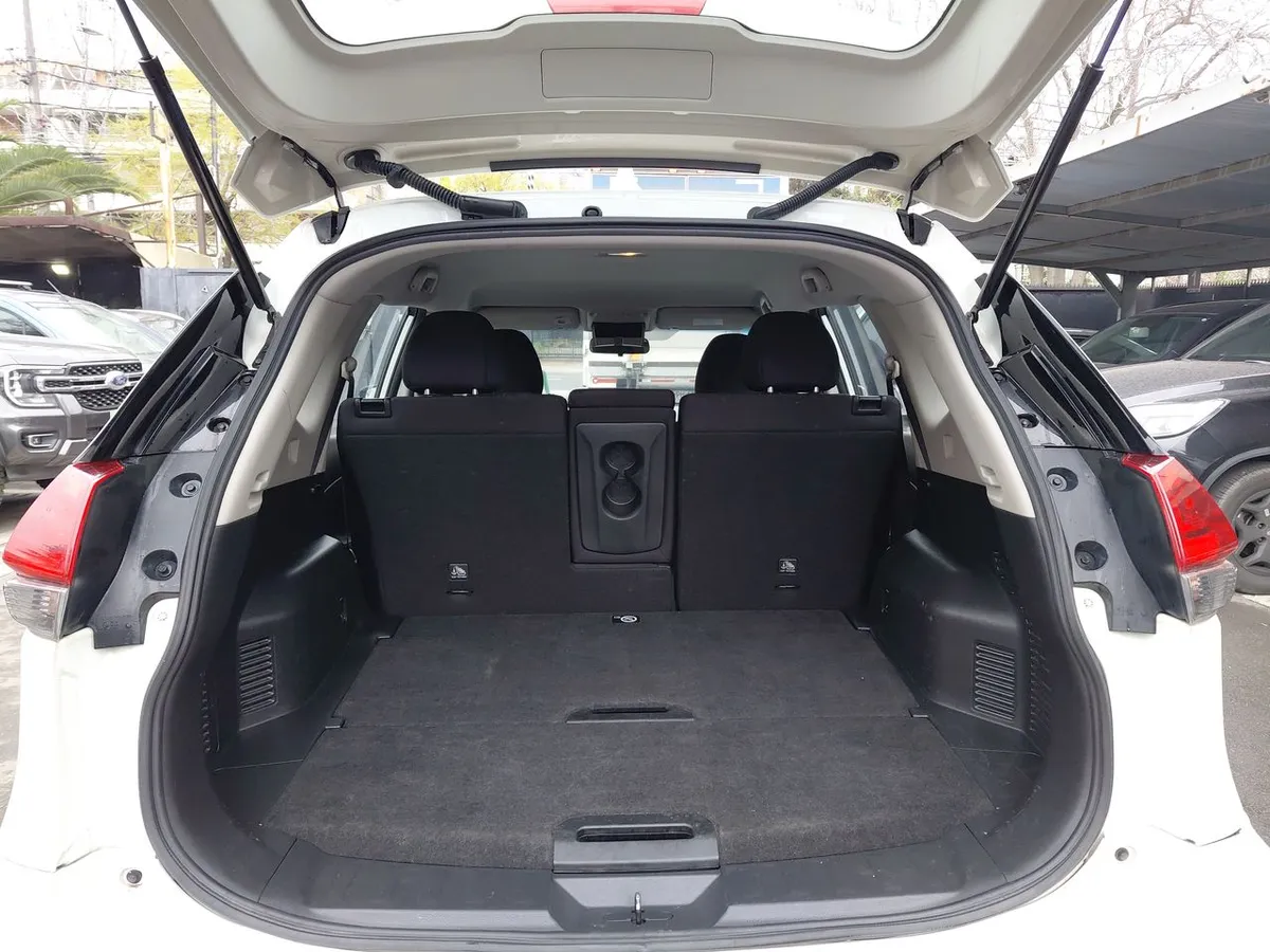 Nissan X-Trail 2.5 Drive 4x2 Cvt 2f At 5p año 2018
