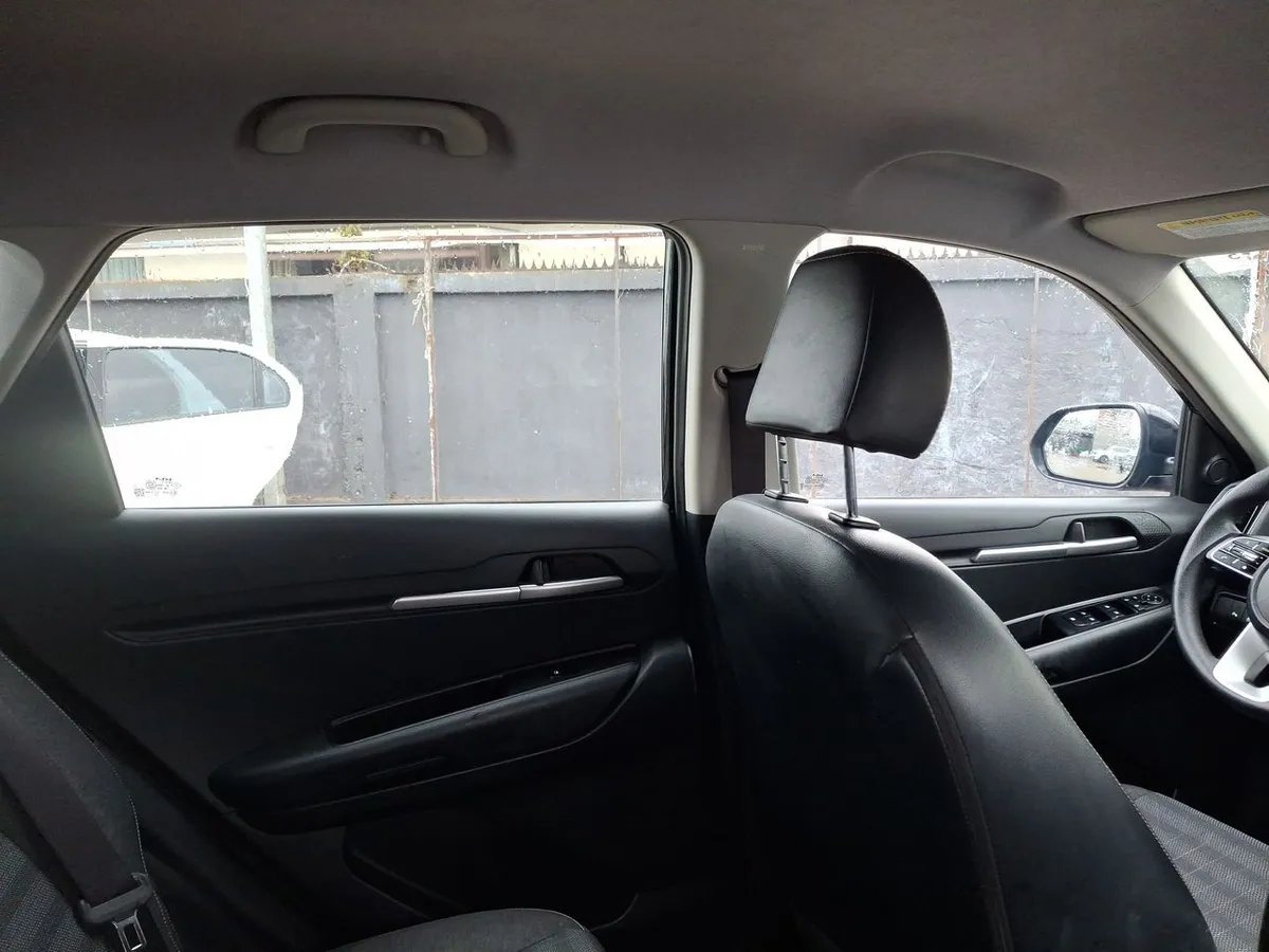 Kia Sonet 1.5 Ex Full 4x2 Ri 6mt 5p año 2024