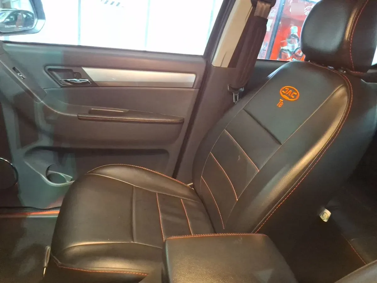 JAC T8 2.0 Comfort Diesel 4x2 Mt 4p año 2021