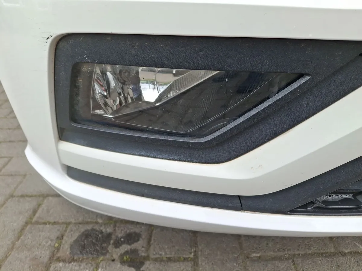 Volkswagen Gol 1.6 Highline 4x2 Mt 5p año 2021