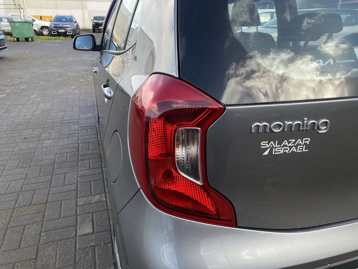 Kia Morning 1.2 Ex 4x2 Hb Abs Ac 5mt 5p año 2023