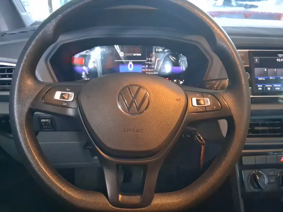 Volkswagen T-Cross 1.0 Tsi Trendline 4x2 5mt 5p año 2024