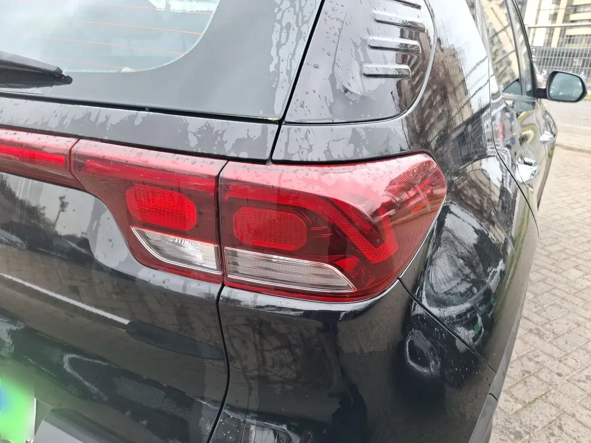 Kia Sonet 1.5 Ex Full 4x2 Ri 6mt 5p año 2024