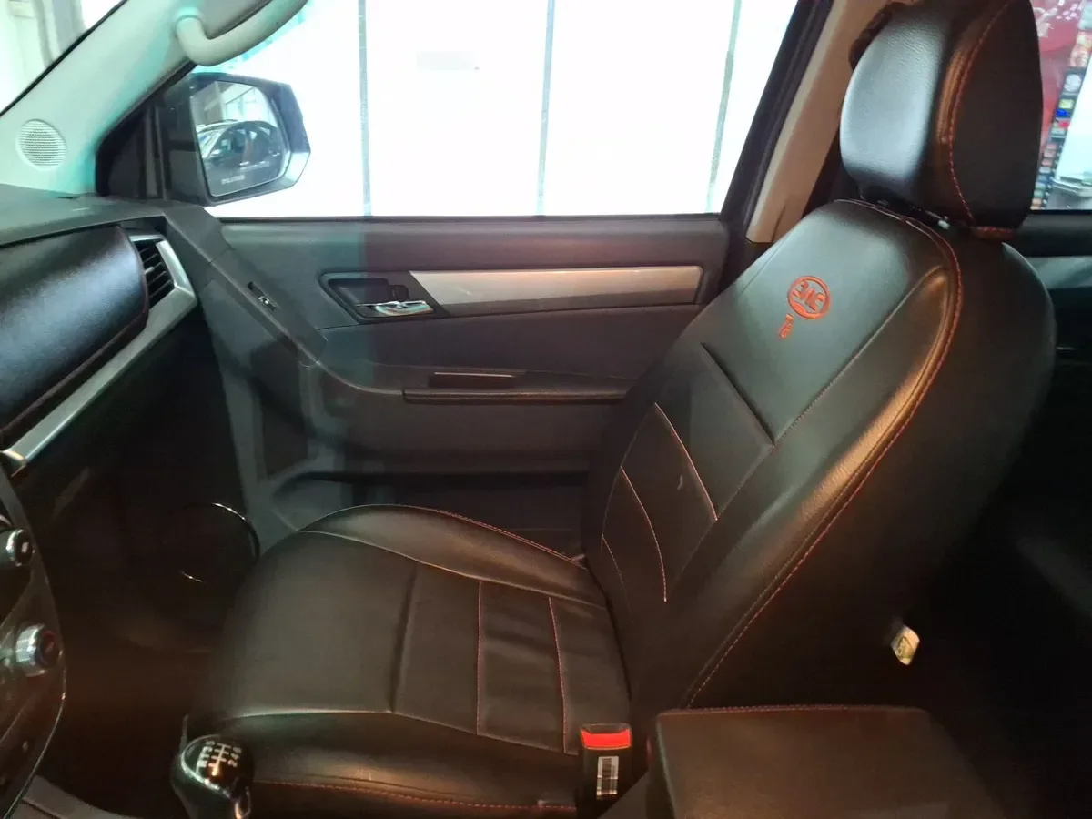 JAC T8 2.0 Comfort Diesel 4x2 Mt 4p año 2021