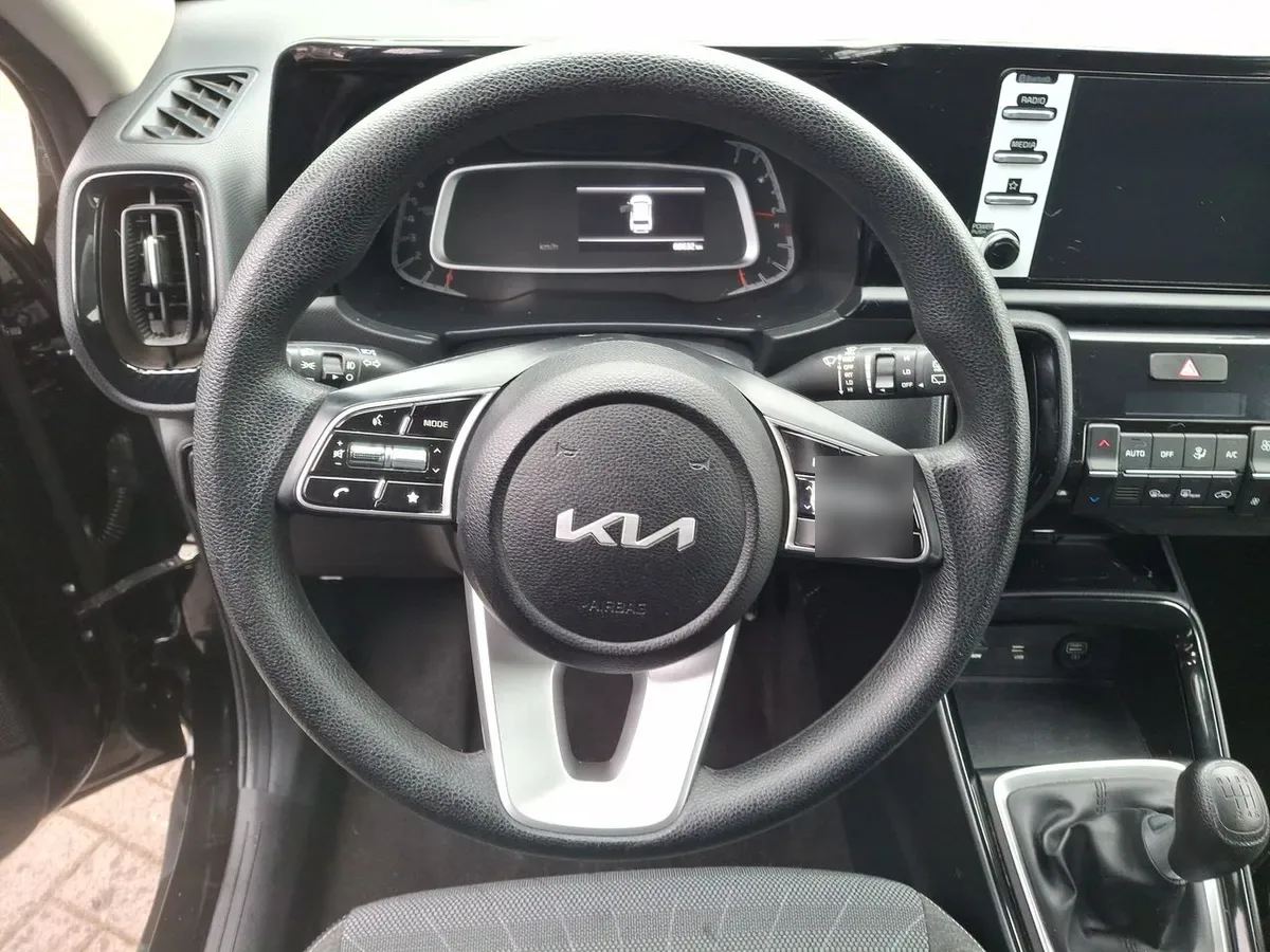 Kia Sonet 1.5 Ex Full 4x2 Ri 6mt 5p año 2024