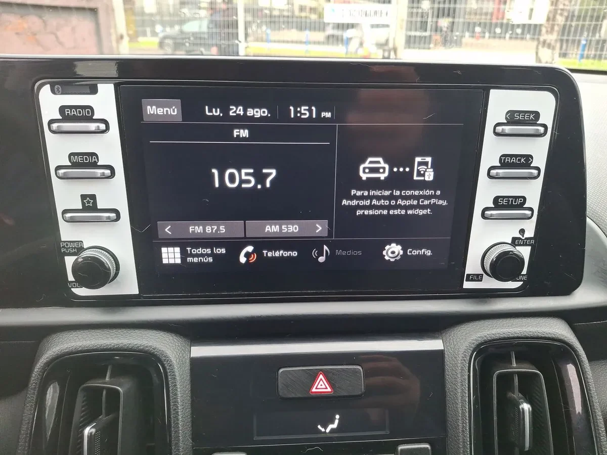 Kia Sonet 1.5 Ex Full 4x2 Ri 6mt 5p año 2024