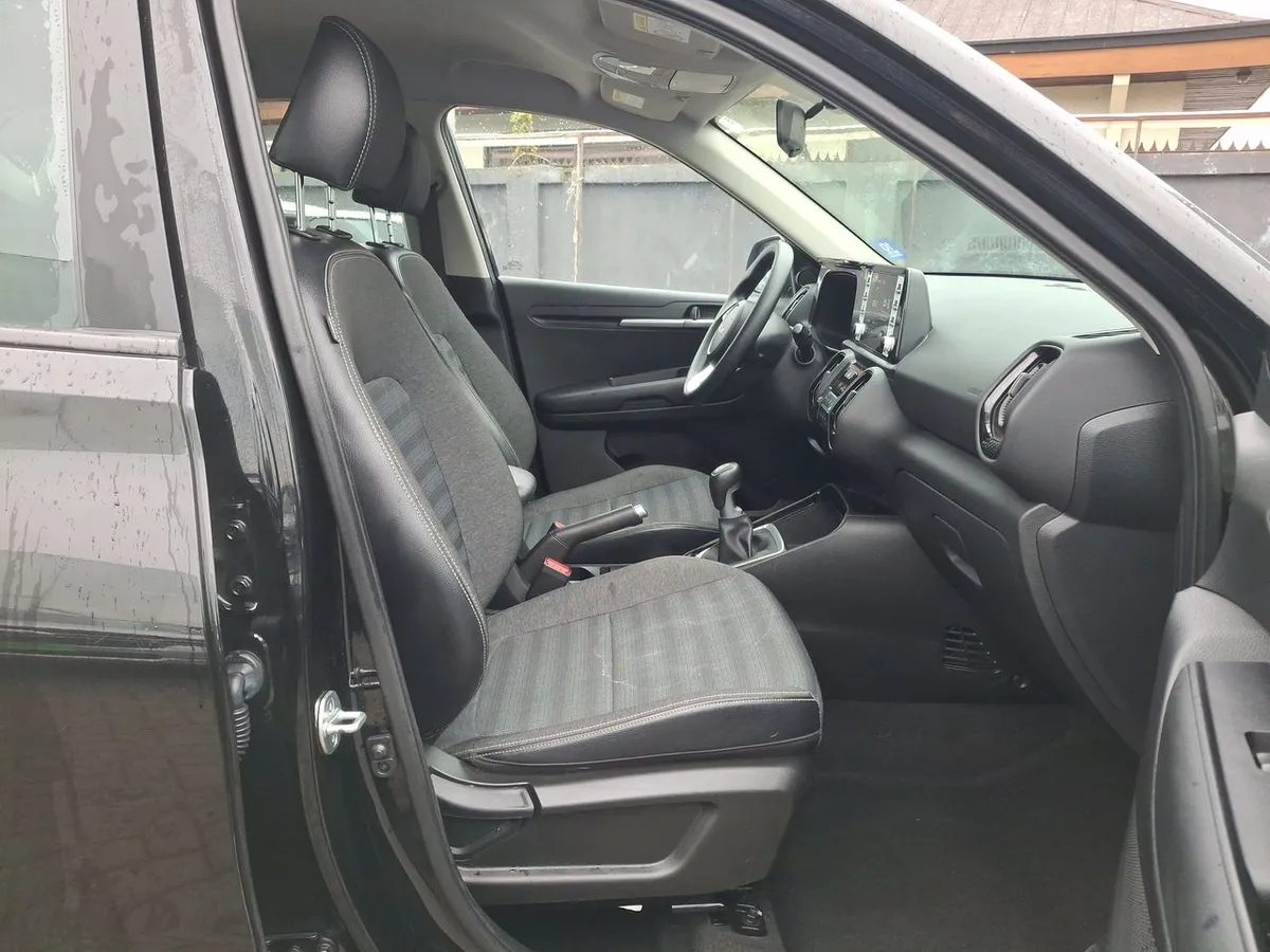 Kia Sonet 1.5 Ex Full 4x2 Ri 6mt 5p año 2024
