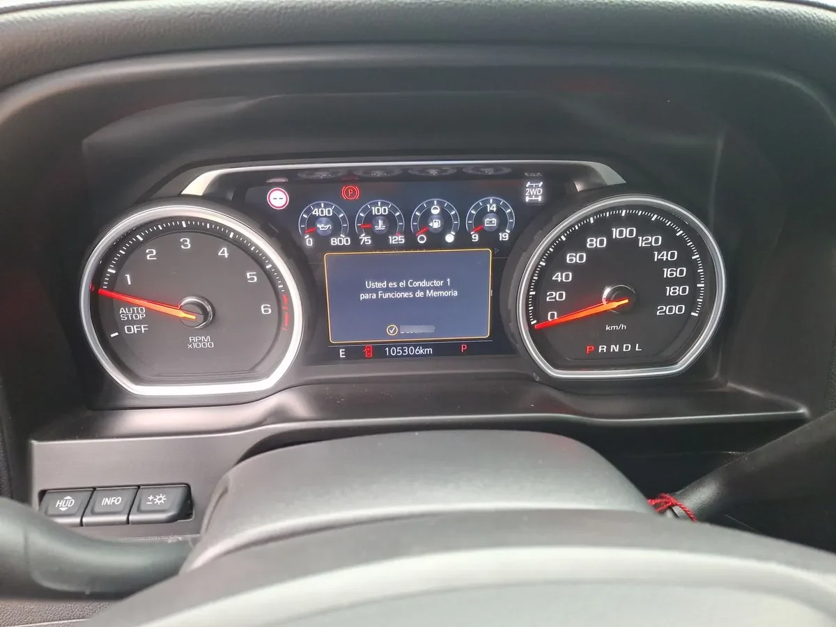Chevrolet Silverado 5.3 Ltz 4x2 At 4p año 2022