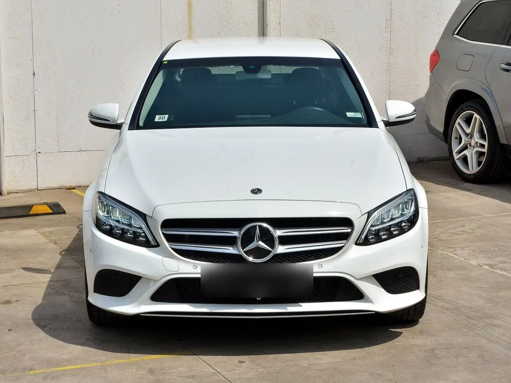 Mercedes-Benz C 300 C300e 2.0 T año 2021
