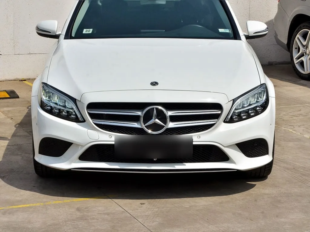 Mercedes-Benz C 300 C300e 2.0 T año 2021