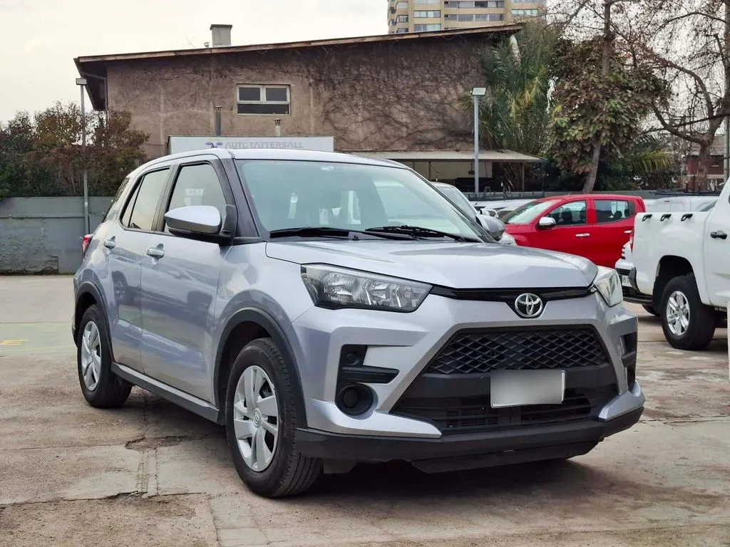 Toyota Raize 1.2 año 2025