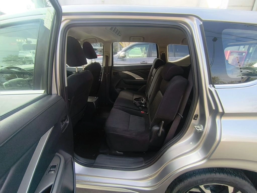Mitsubishi Xpander Glx 1.5 Aut año 2024