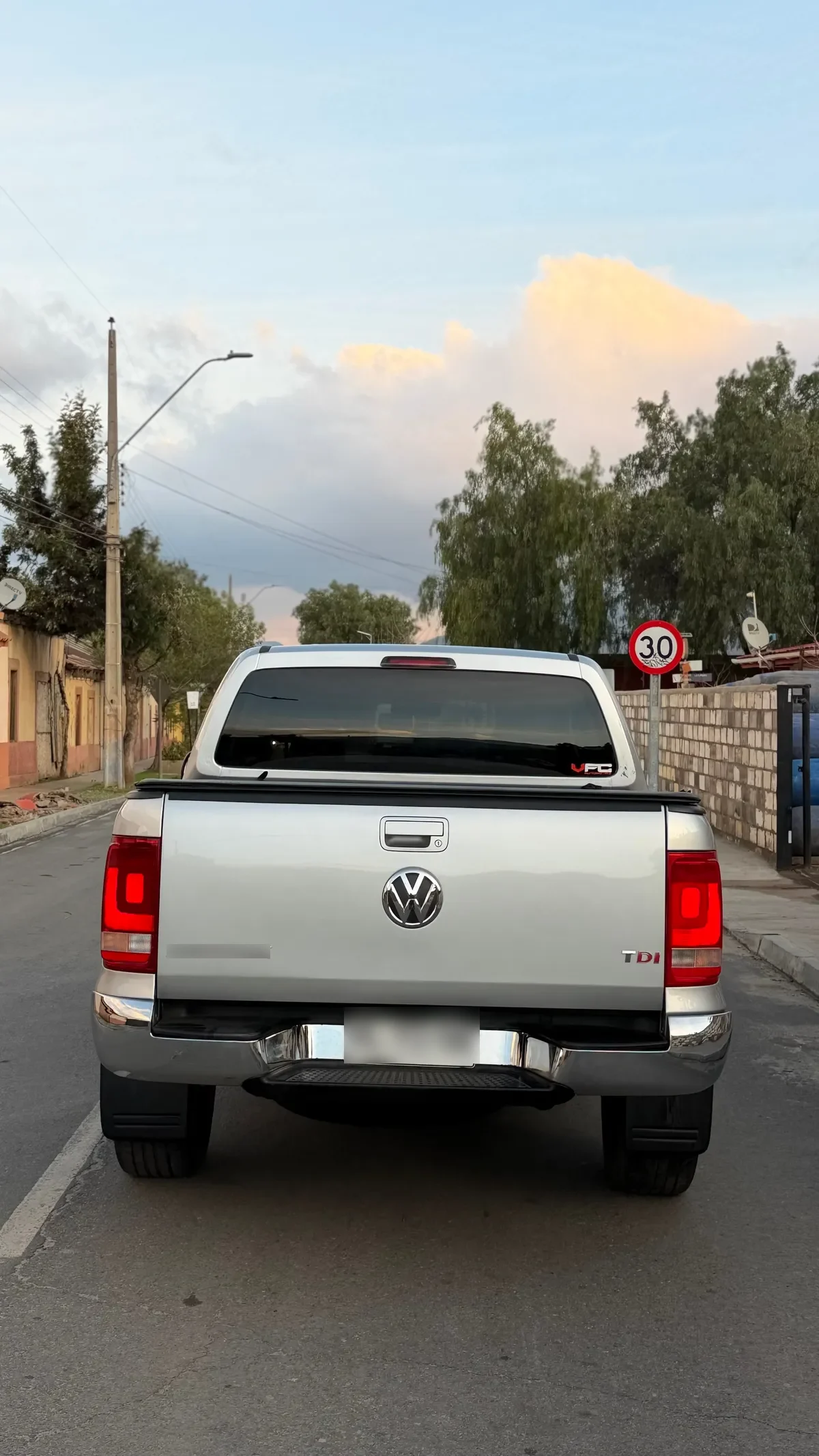 Volkswagen Amarok 2.0 Highline At8 4moti Diesel año 2016