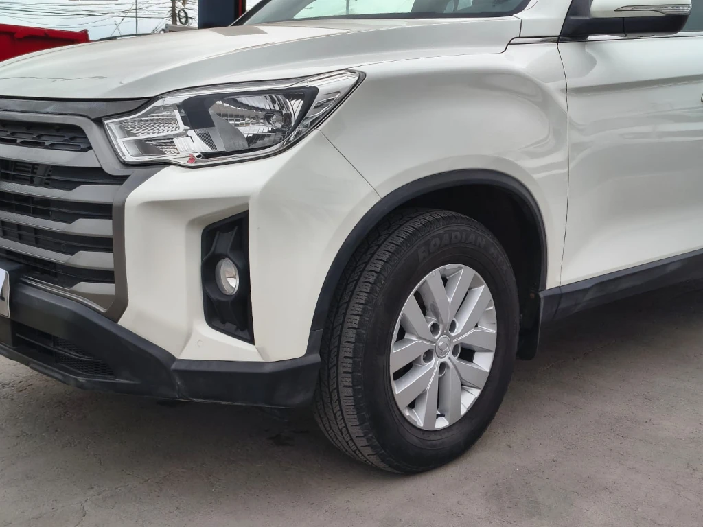 Ssangyong Grand Musso 2.2 4x2 Mt Full-Ql612 año 2023