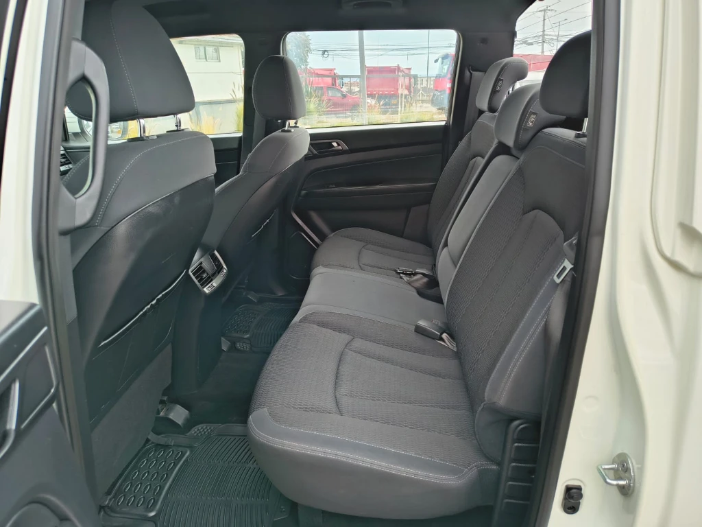 Ssangyong Grand Musso 2.2 4x2 Mt Full-Ql612 año 2023