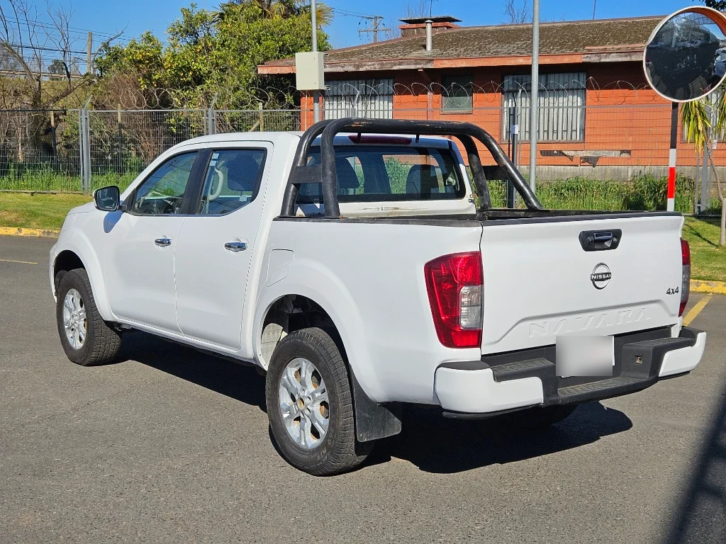 Nissan Navara Xe Dc Mt 4x4 2.3 año 2023