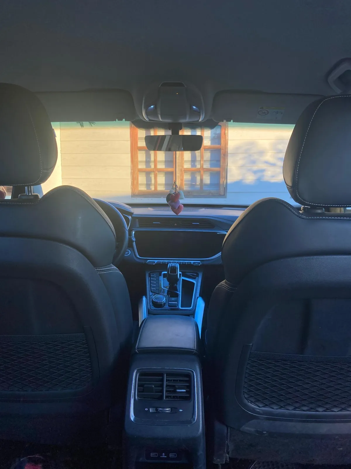 GEELY AZKARRA 1.5 Turbo Exclusive At año 2023