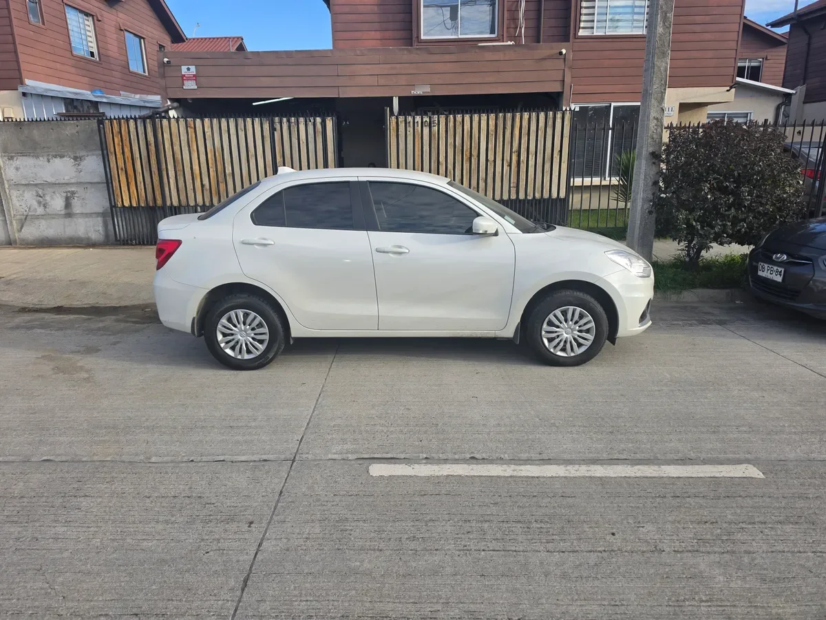 SUZUKI DZIRE 1.2 Gl Sport Mt año 2023