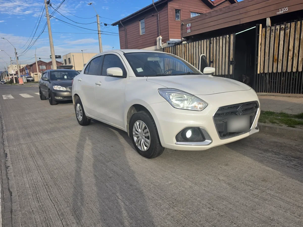 SUZUKI DZIRE 1.2 Gl Sport Mt año 2023